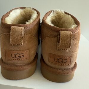 UGG Brown Boots with Cozy Lining